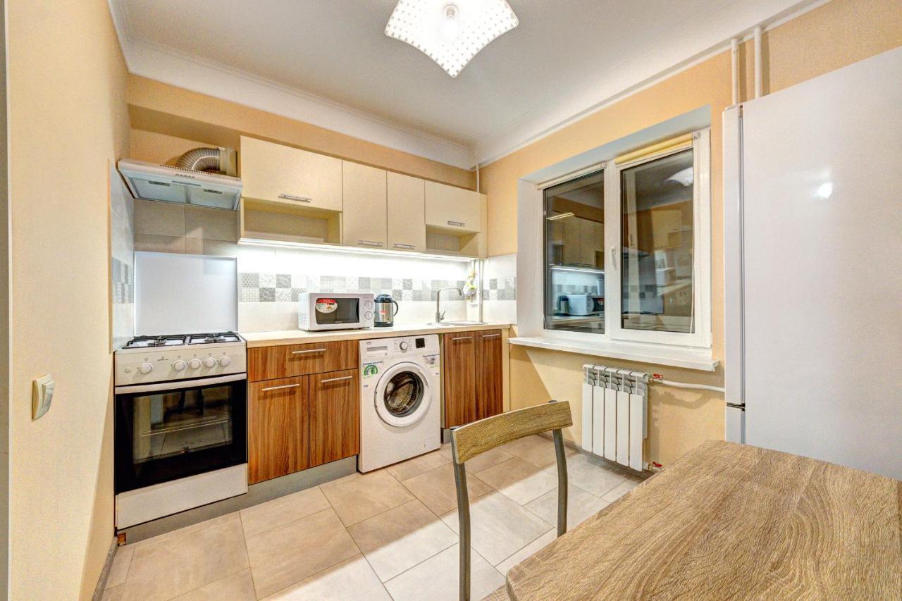 Apartments Near Ocean Plaza Druzhby Narodov Boulevard 8A Kiew Exterior foto