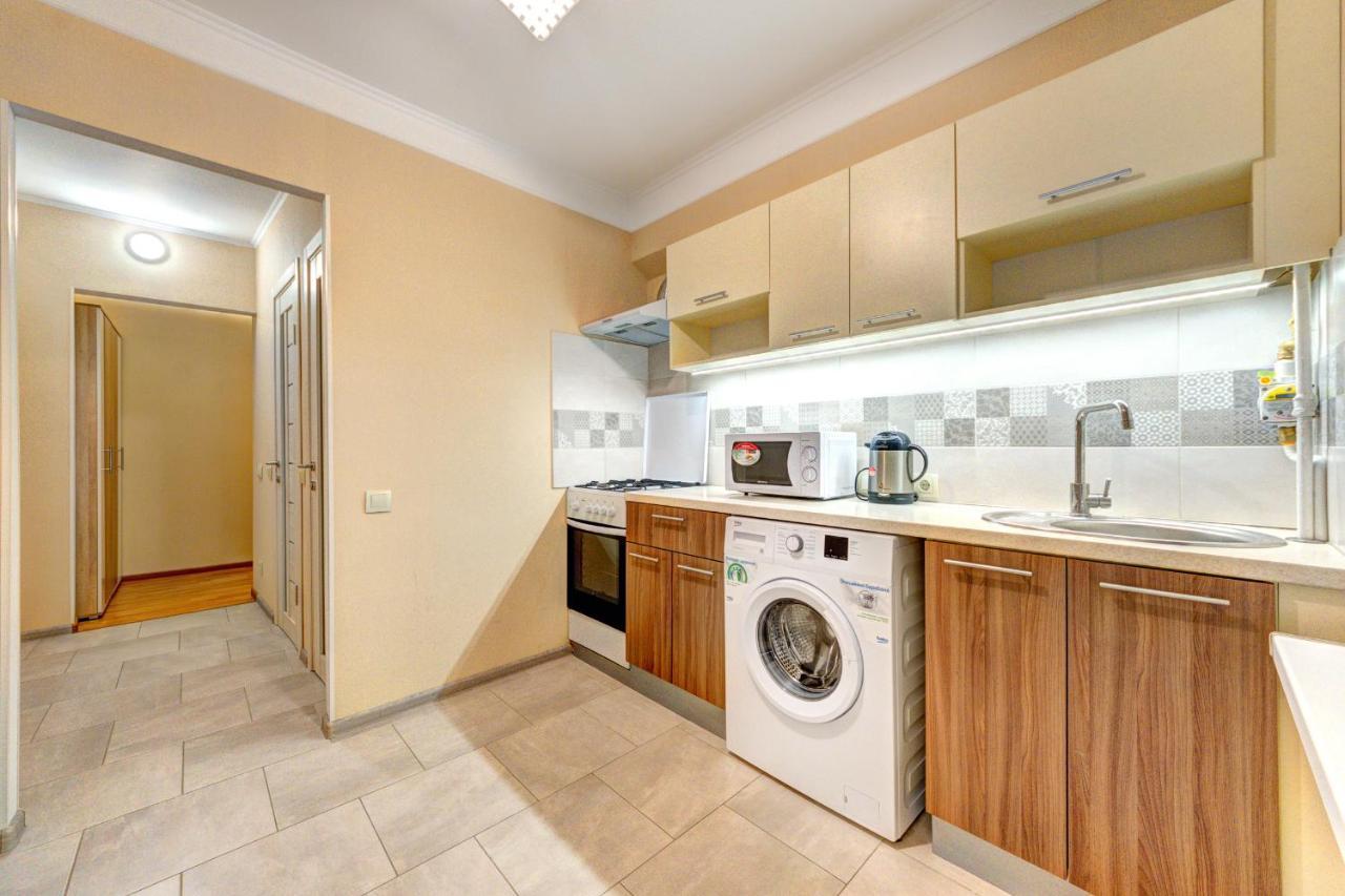 Apartments Near Ocean Plaza Druzhby Narodov Boulevard 8A Kiew Exterior foto
