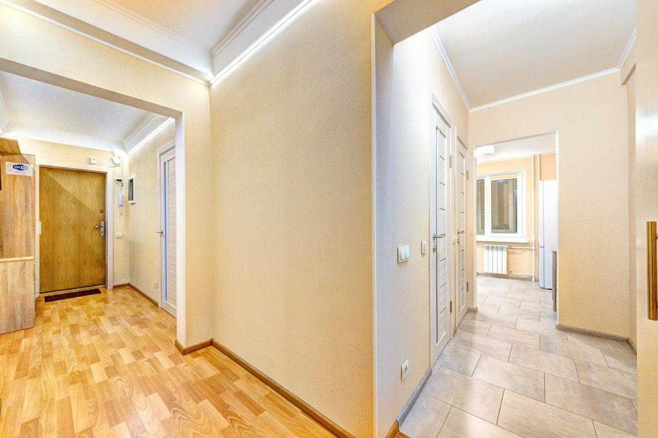 Apartments Near Ocean Plaza Druzhby Narodov Boulevard 8A Kiew Exterior foto
